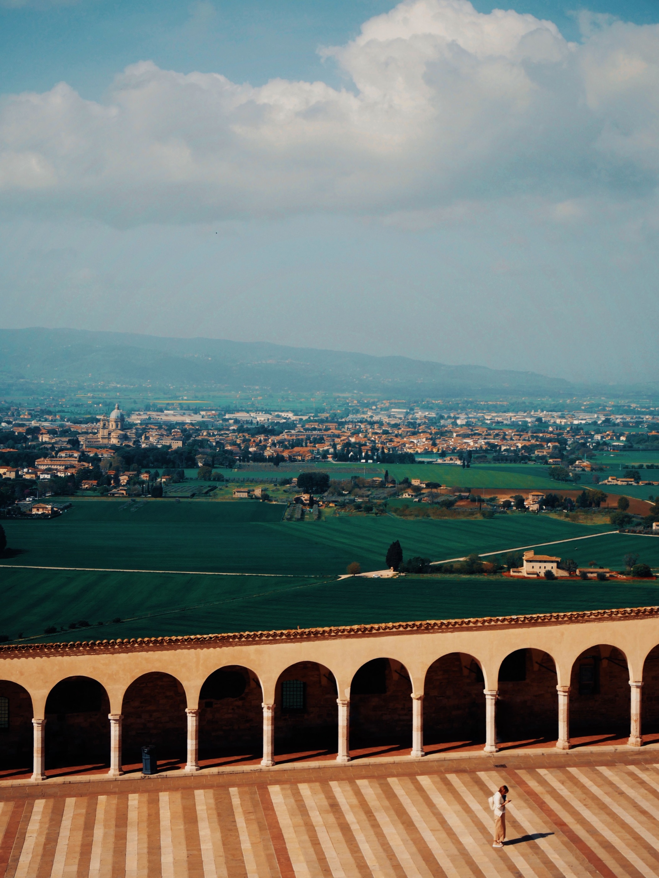 Panorama della valle umbra nei dintorni di Assisi